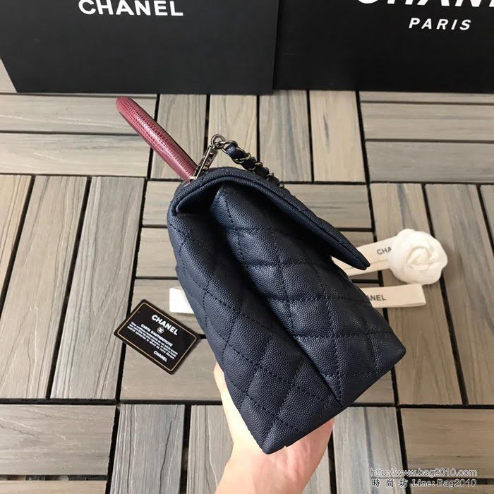 CHANEL香奈兒 独家背景实拍 蜥蜴手柄 Chanel cocohandle 專櫃对版货 小球纹原厂牛皮 時尚百搭 手提肩背斜挎包  Cco1096